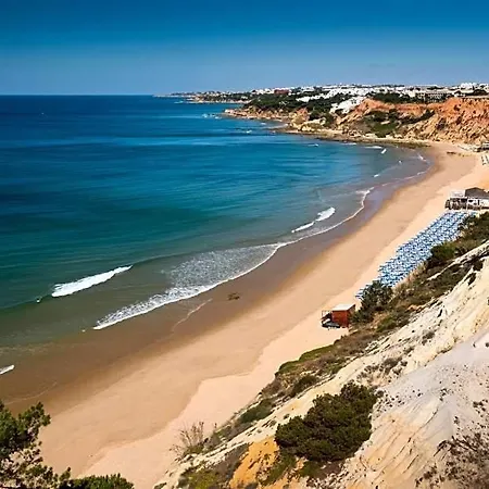 Villa Olhos De Agua Sleeps 5 Pool Air Con